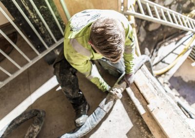 Svårtillgänglig innergård pumpa betong med Betongkonsult i Väst AB